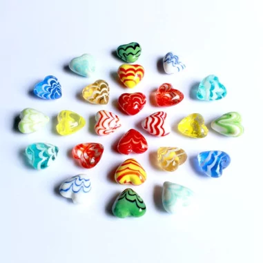 Glas-Herzen Wellen-Design